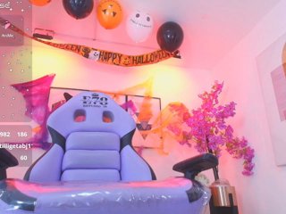Maddie-T18 Porn Show