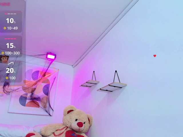 Maddie-T18 live cam preview