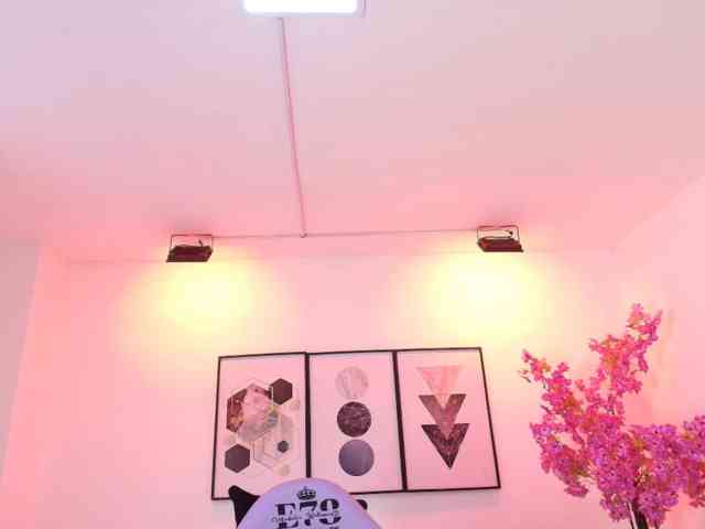Maddie-T18