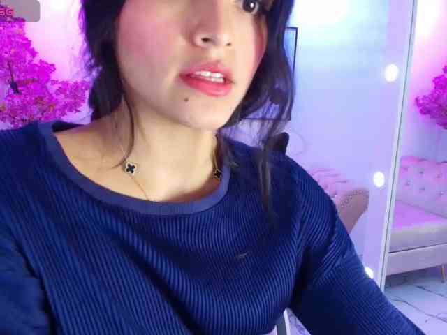 Maddie-T18 webcam
