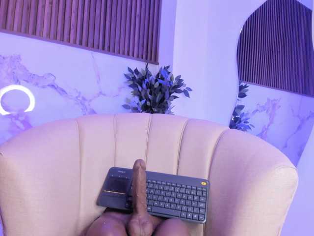 kendallrose, live now on BongaCams