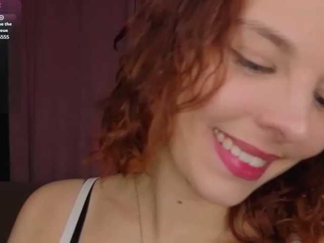 PollyHiller live cam on BongaCams