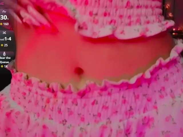 PollyHiller, live now on BongaCams