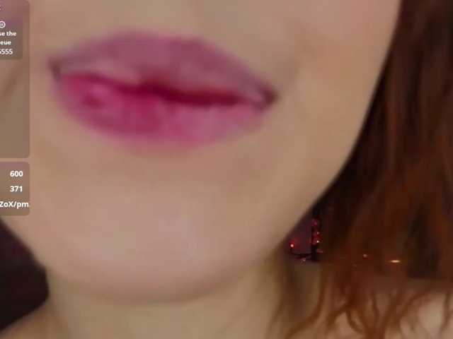 PollyHiller live cam on BongaCams