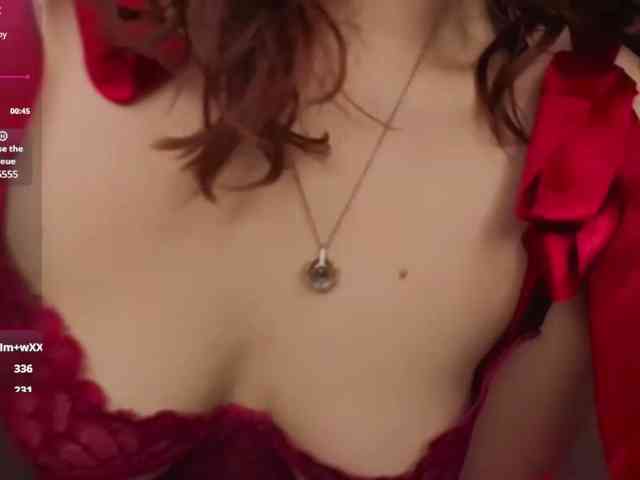 Model: PollyHiller