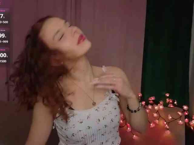 Model: PollyHiller