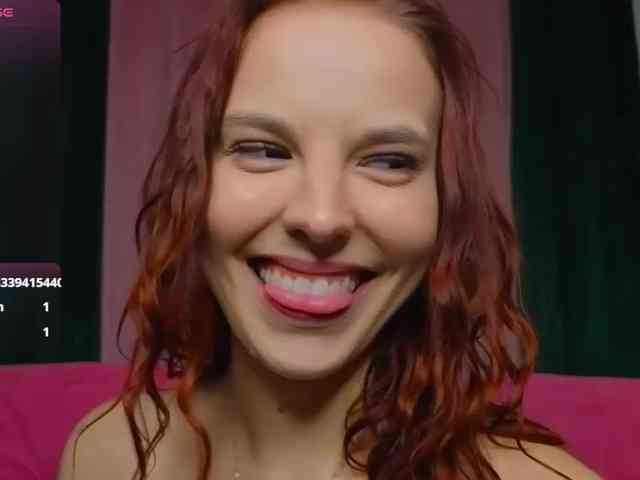 Model: PollyHiller