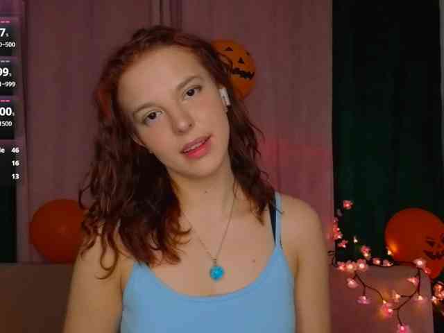 Model: PollyHiller