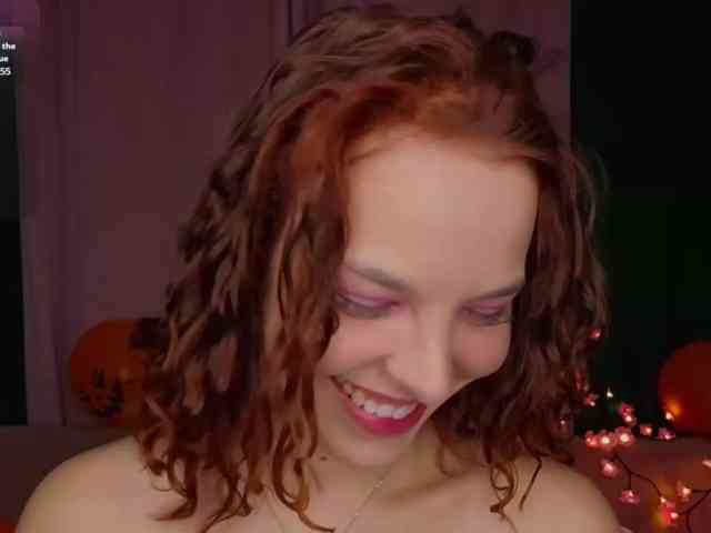 Model: PollyHiller