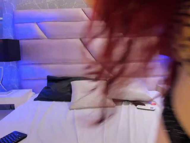 MiiaMonroee live cam on BongaCams