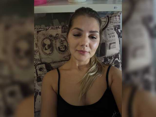 ValeriA98 live cam on BongaCams