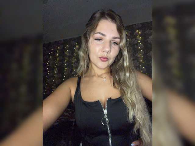 ValeriA98 live cam on BongaCams