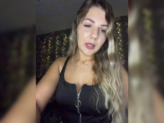 ValeriA98 live cam on BongaCams