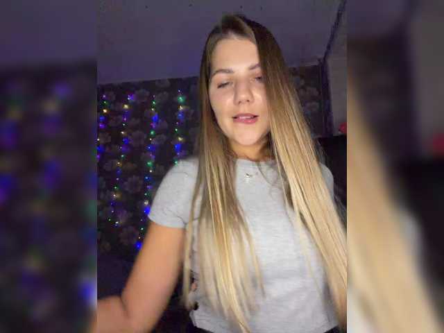 ValeriA98 live cam on BongaCams
