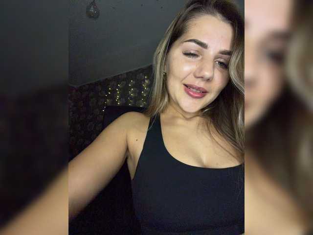 ValeriA98 live cam preview