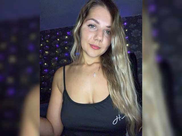 ValeriA98 live cam on BongaCams