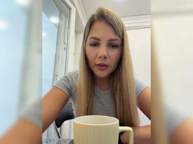ValeriA98 live cam on BongaCams