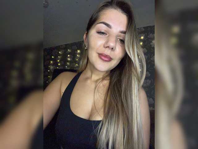 ValeriA98 live cam on BongaCams