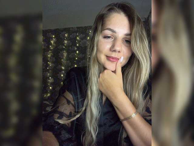 ValeriA98 live cam preview