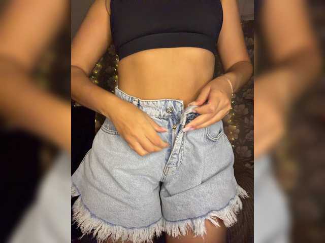 ValeriA98 live cam on BongaCams
