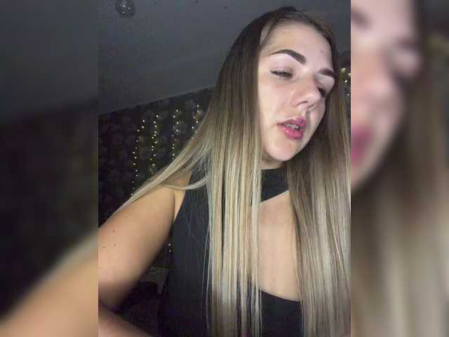 ValeriA98 live cam on BongaCams