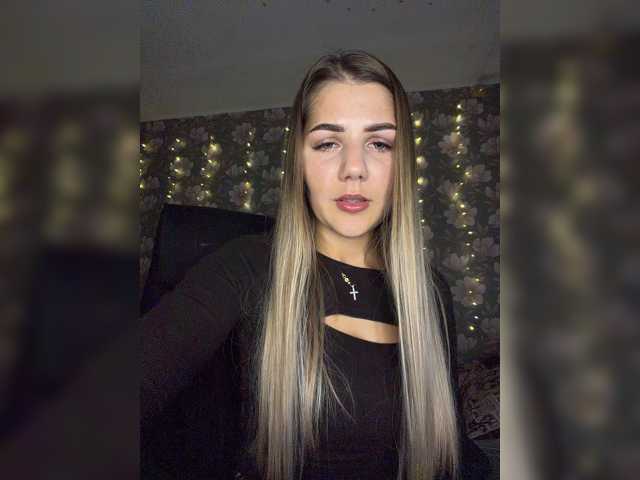 Valeria98 live cam