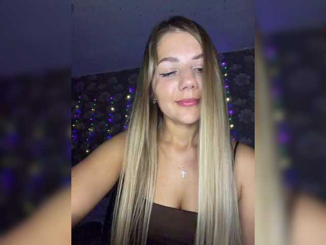ValeriA98 live cam on BongaCams