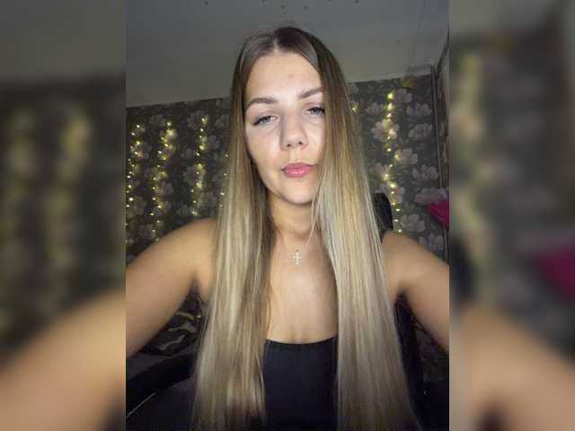 ValeriA98 webcam