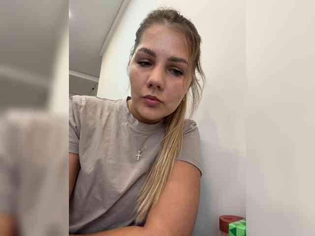 ValeriA98 webcam