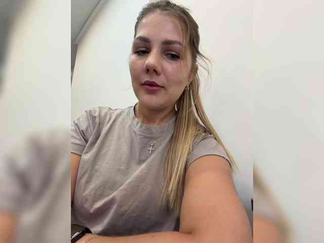 ValeriA98 webcam