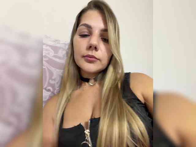 ValeriA98 webcam