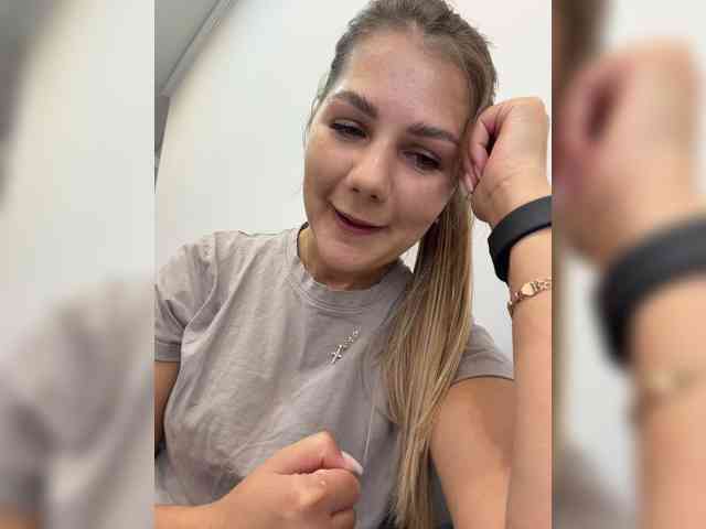 ValeriA98 webcam