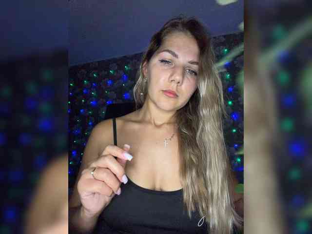ValeriA98 webcam