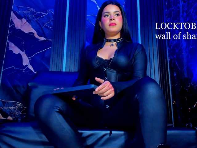artemisastone live cam on BongaCams