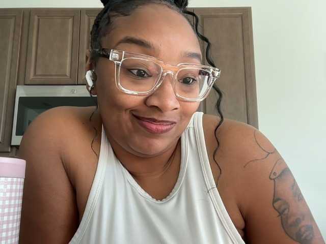 LylahBadAzzXXX, en directo ahora en BongaCams