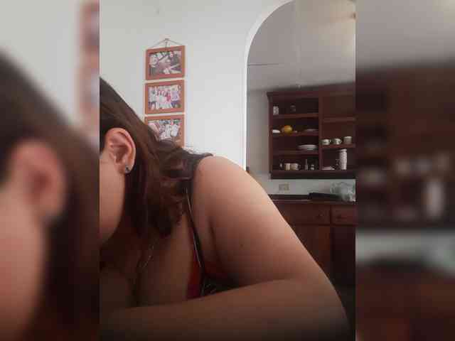 Avril9325 webcam