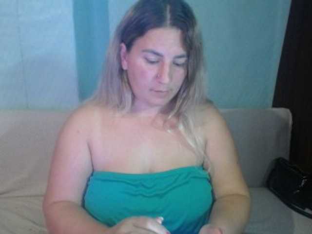 MissDi96 live cam on BongaCams