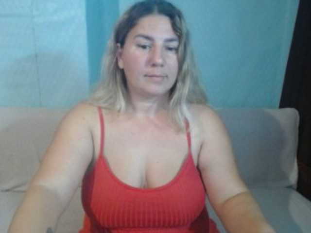 MissDi96 live cam on BongaCams