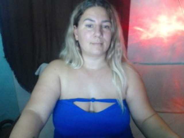 MissDi96 live cam on BongaCams