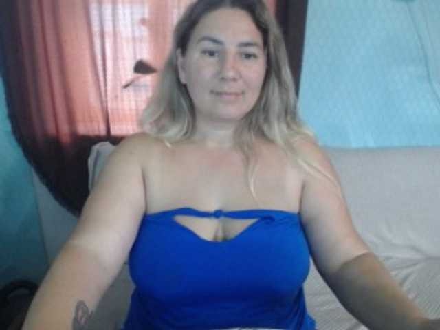 MissDi96 live cam on BongaCams