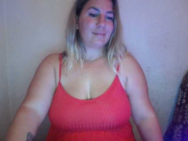 MissDi96 live cam on BongaCams