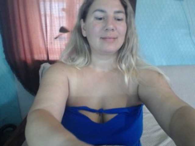 MissDi96 live cam on BongaCams