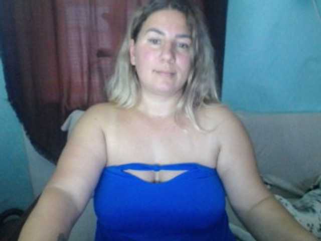 MissDi96 live cam on BongaCams