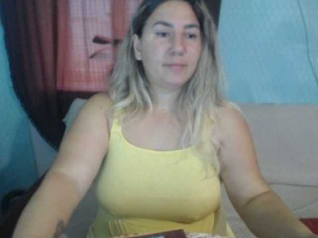 MissDi96 live cam on BongaCams