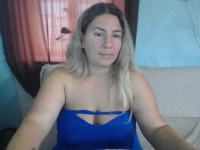 MissDi96 live cam on BongaCams