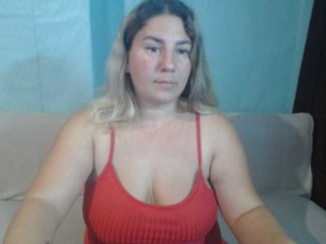 MissDi96 live cam on BongaCams