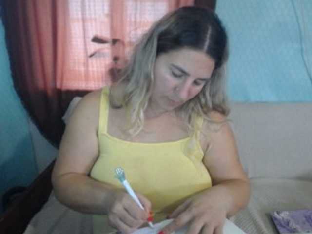 MissDi96 live cam on BongaCams