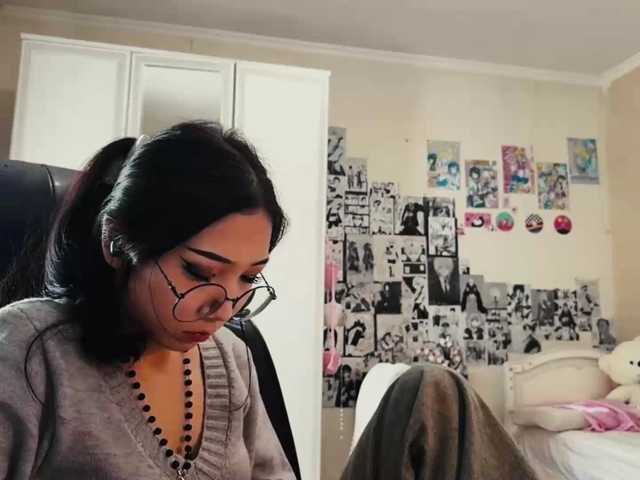 GlennaVandermeulen live cam on BongaCams