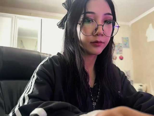 GlennaVandermeulen live cam on BongaCams