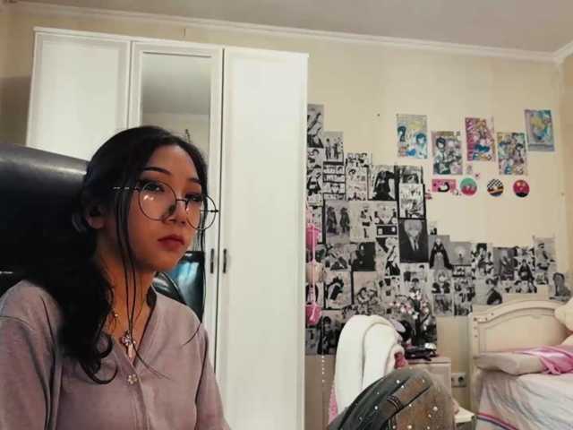 GlennaVandermeulen live cam on BongaCams